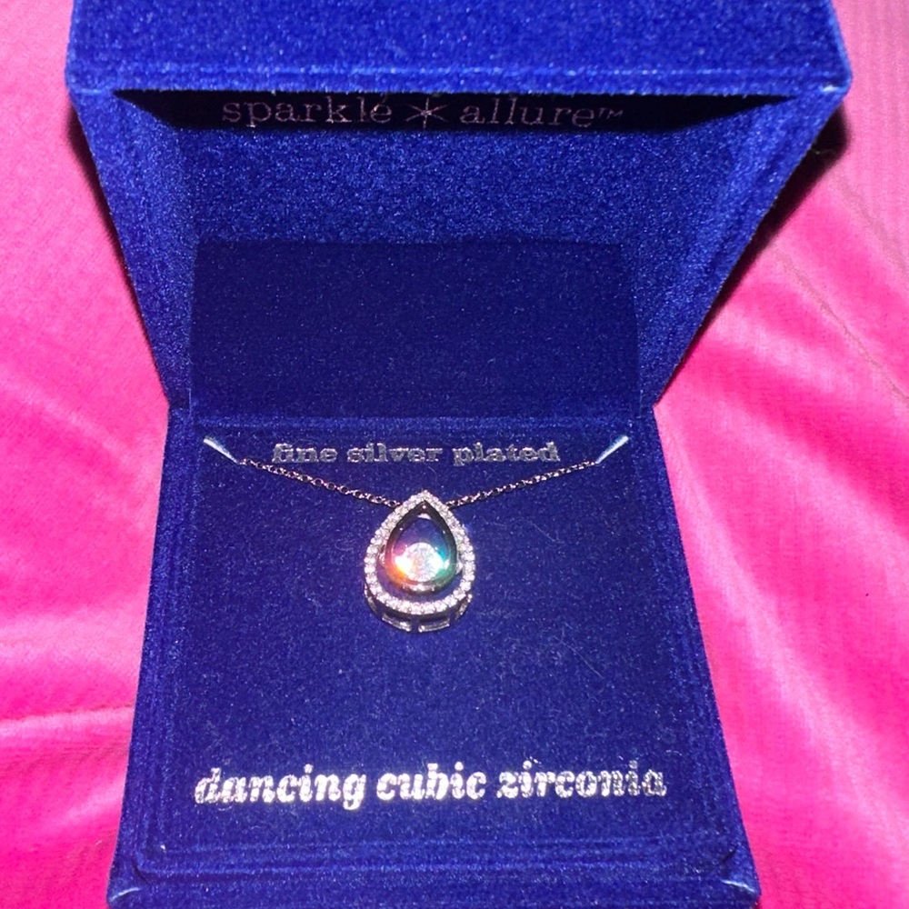 Elegant droplet pendant chain necklace cubic zirconia